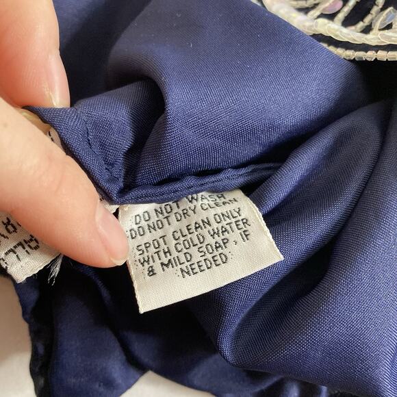 Vintage Frank Usher Women's‎ Navy Silver Details Silk Beaded Top Size S Dressy - Picture 7 of 12